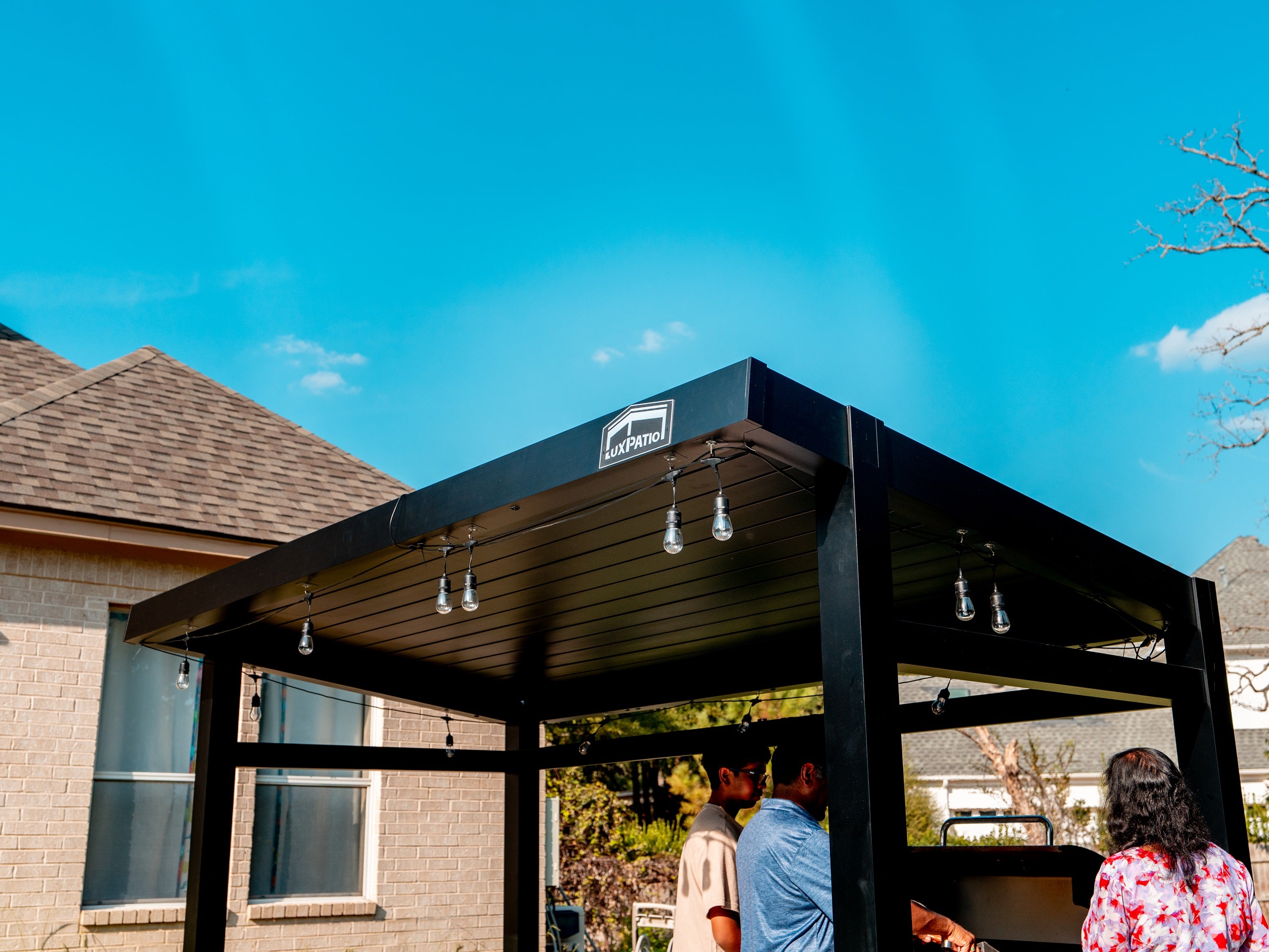 Grill Louvered Pergola Lite